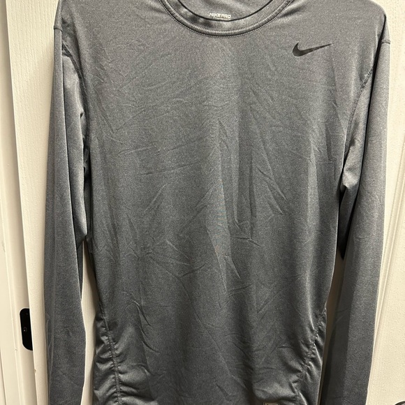 Nike Other - Nike Gray Long Sleeve Performance Tee size XL/ NWOT# 629
